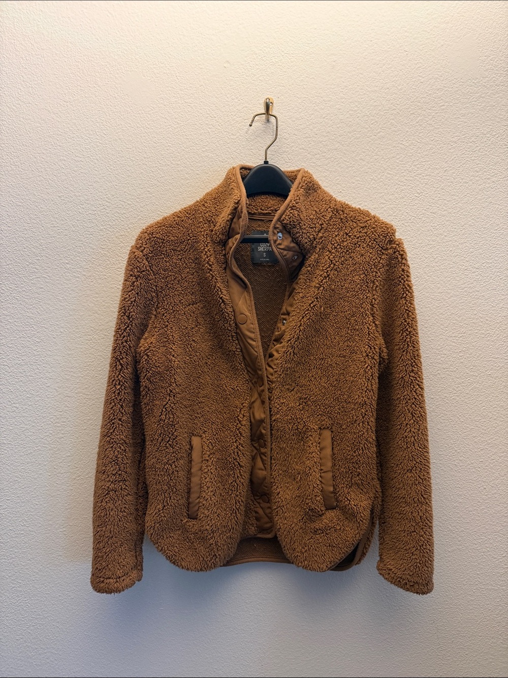Cozy Men’s Sherpa Jacket in Chestnut Brown
